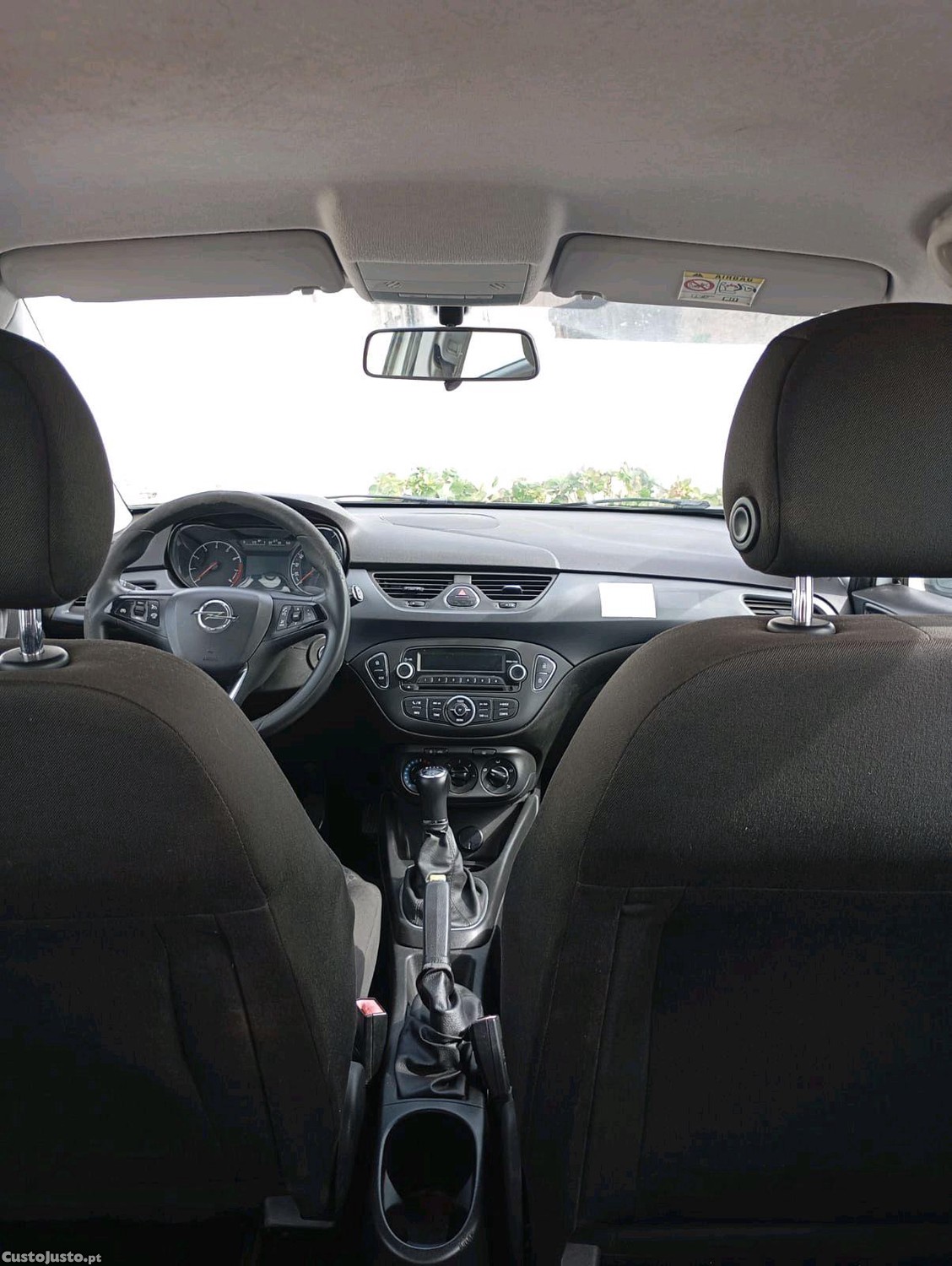 Opel Corsa 1.2 gasolina — fotografia 3