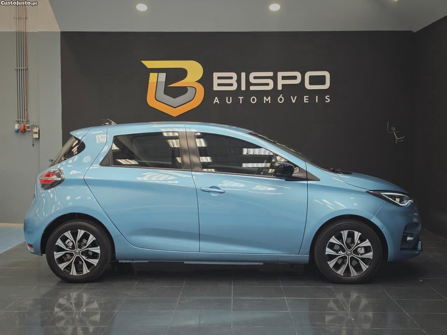 Renault Zoe (c/ Bateria) EV50 135hp Evolution — fotografia 13