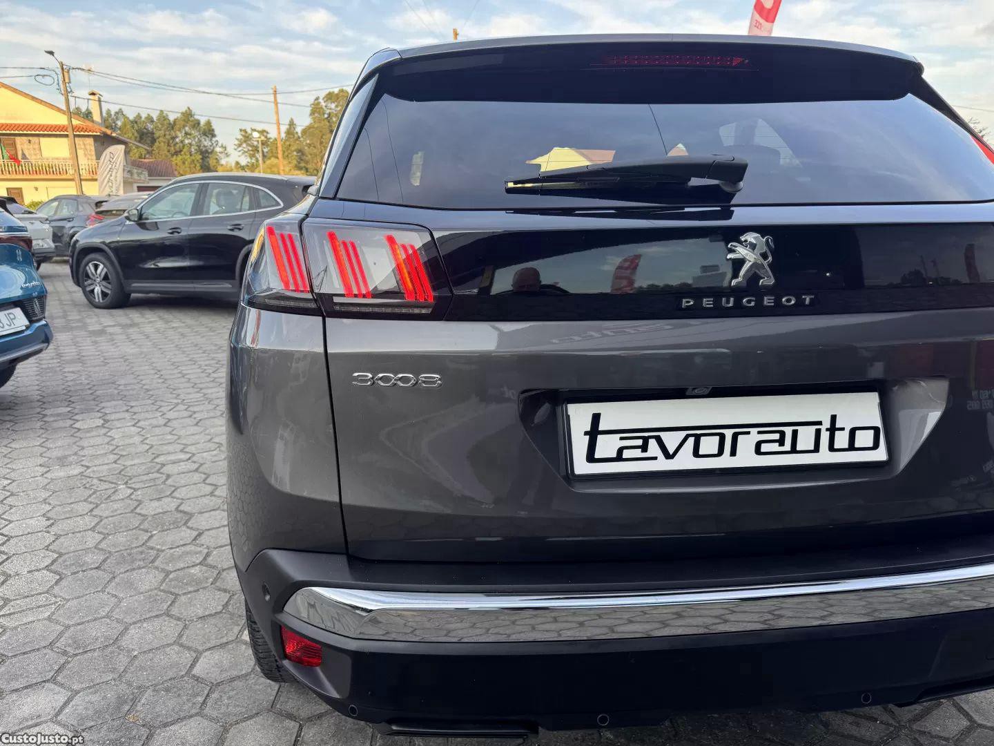 Peugeot 3008 1.6 hybrid allure pack e-eat8 — fotografia 3