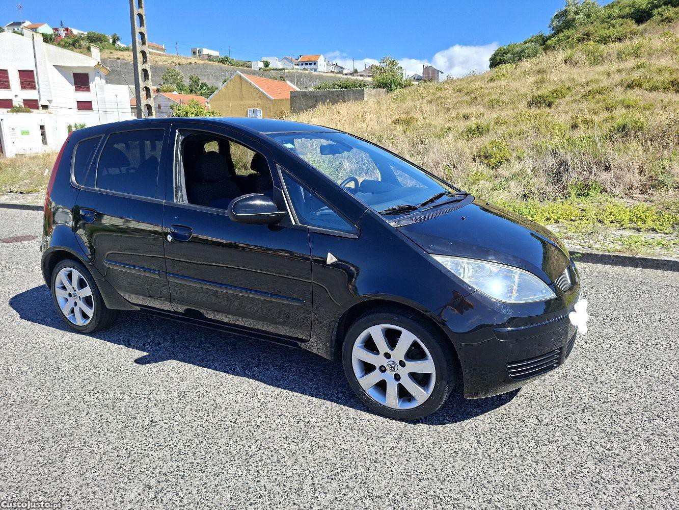 Mitsubishi Colt 1.1i Inform 75cv AC — fotografia 10