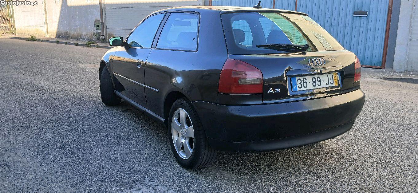 Audi A3 1.8 — fotografia 6