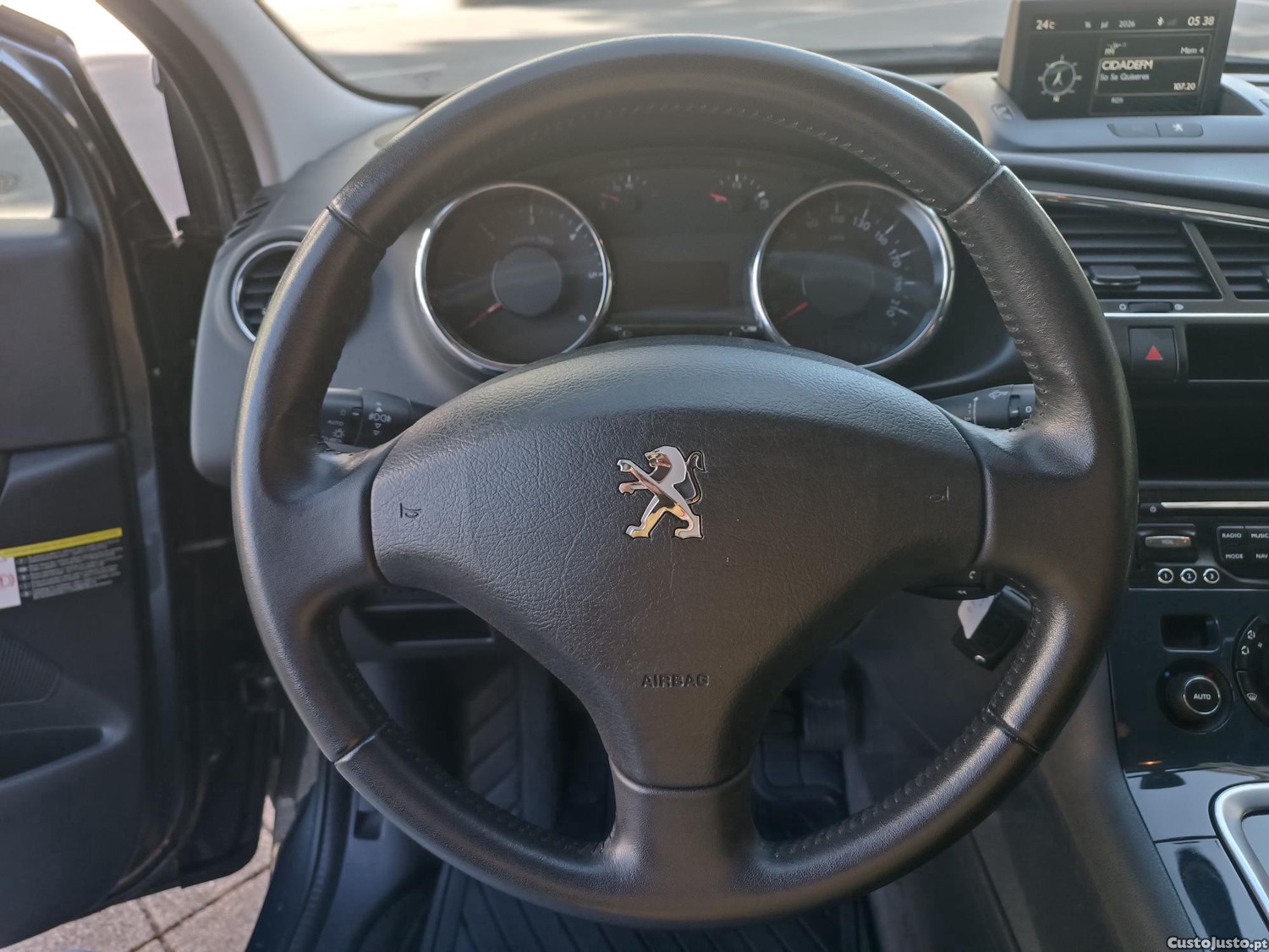 Peugeot 3008 1.6 hdi 120cv caixa automática — fotografia 7