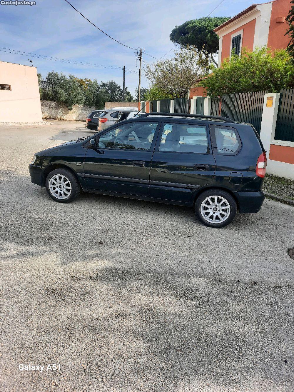 Mitsubishi Space Star 1.9 DID — fotografia 8