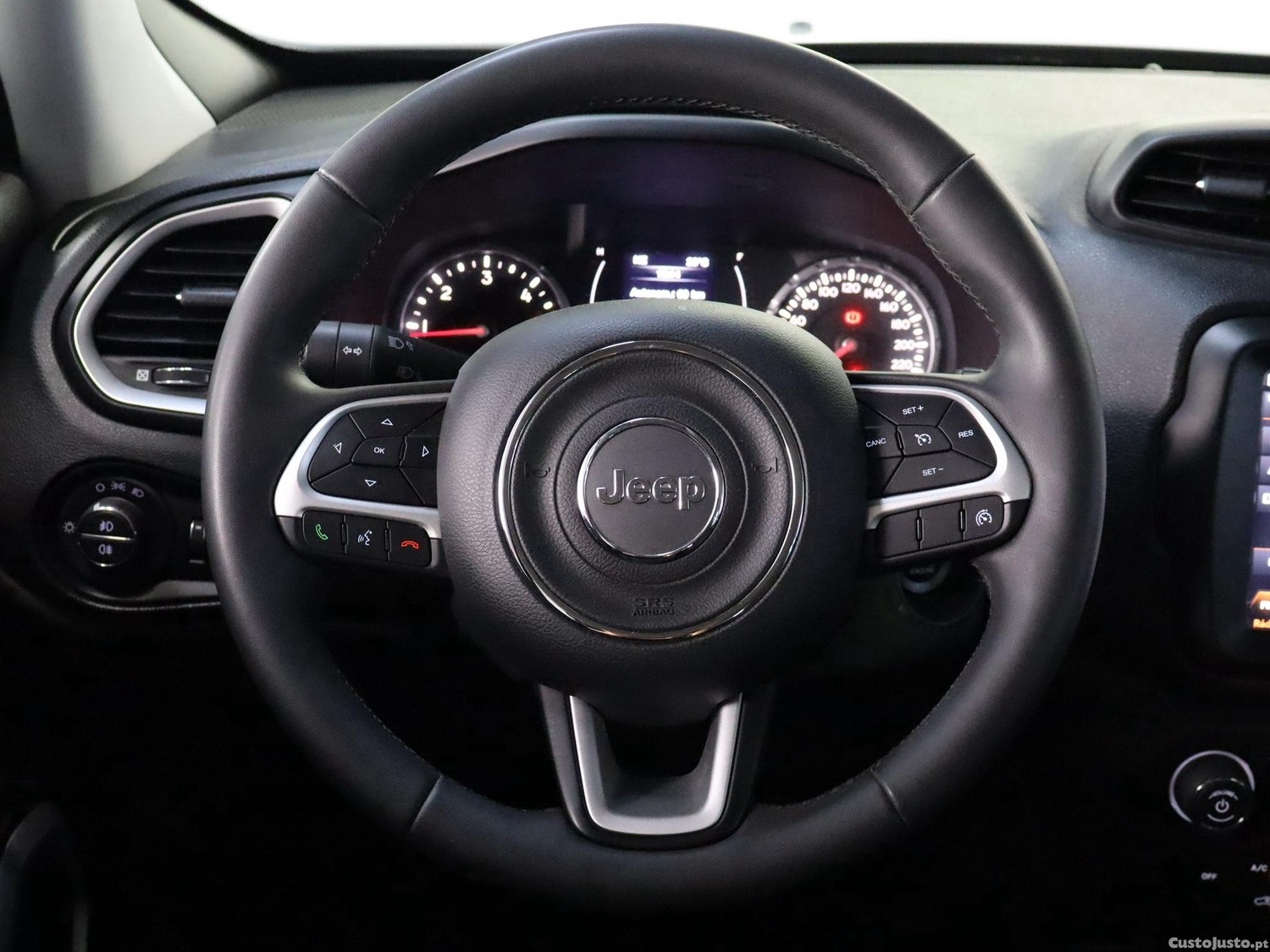 Jeep Renegade 1.6 MJD Longitude — fotografia 9