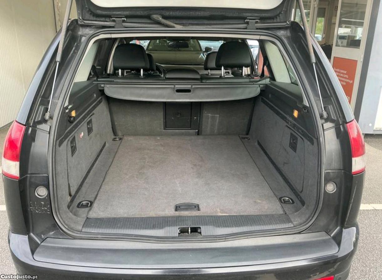 Opel Vectra CARAVAN 1.9CDTI — fotografia 5
