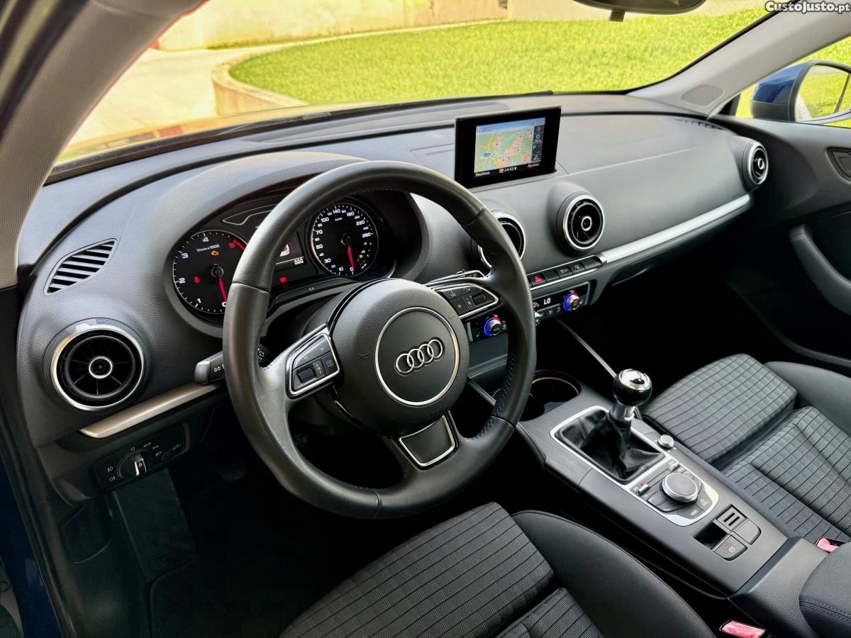 Audi A3 1.6TDI Sport 3P 117.000Km — fotografia 3