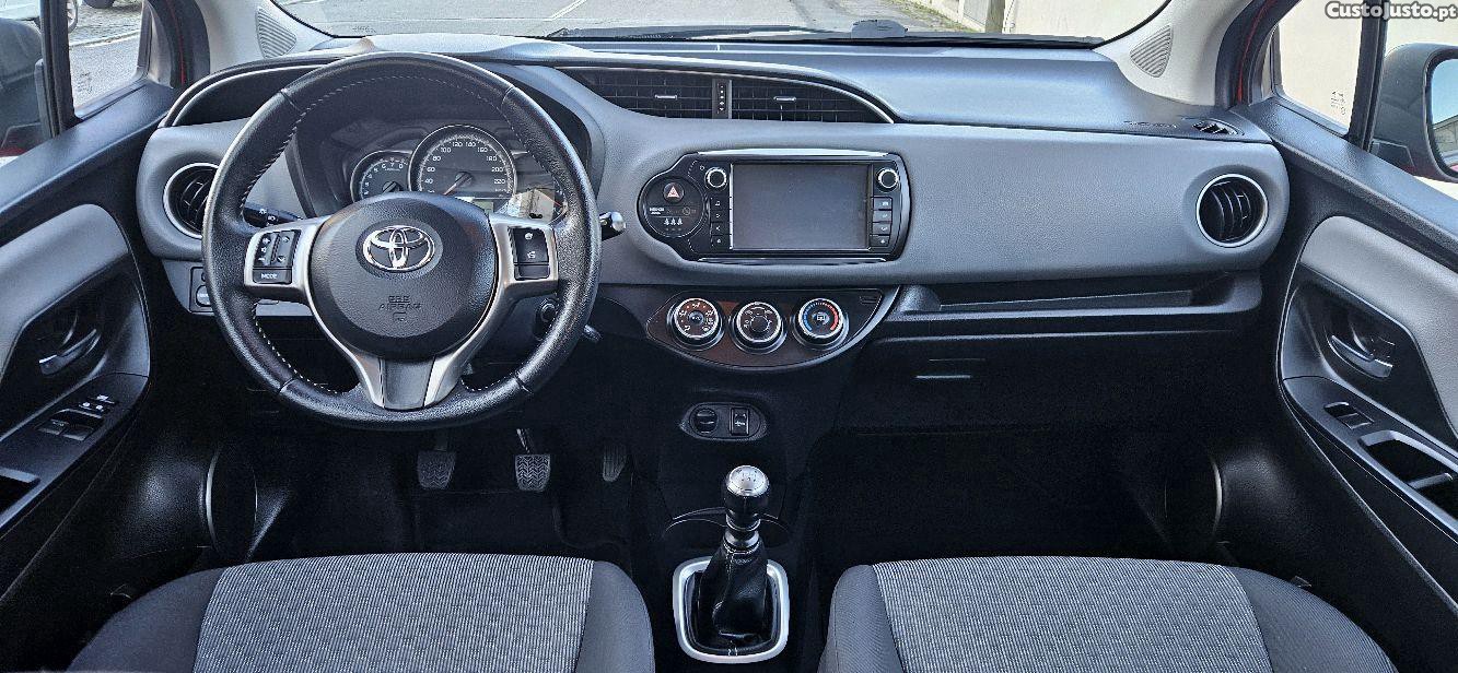 Toyota Yaris 1.33 Comfort — fotografia 2