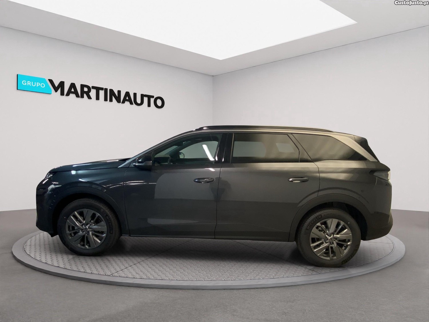 Peugeot 5008 1.2 Hybrid Allure e-DCS6 — fotografia 14