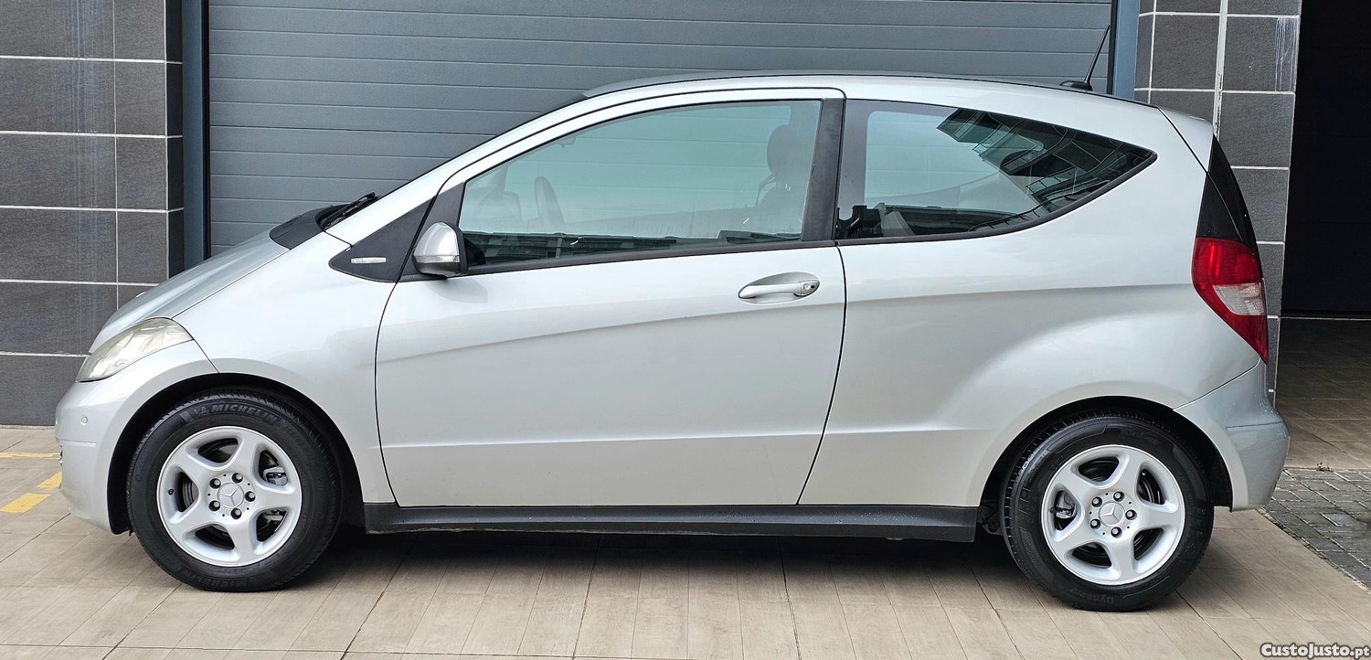 Mercedes-Benz A 160 CDI 2.0cc AVANTGARDE Motor Mercedes — fotografia 6