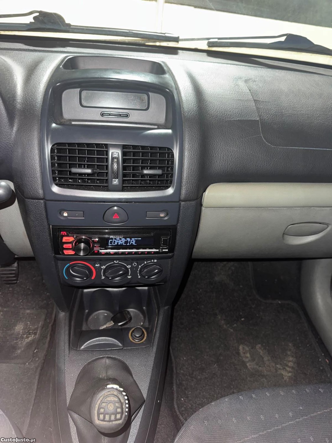 Renault Clio 1500 dci 5 lugares aceito retoma — photo 2