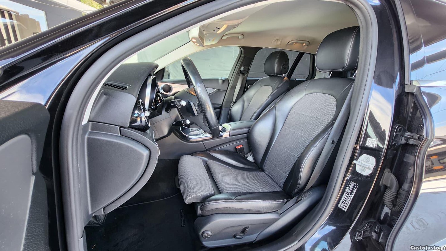 Mercedes-Benz C 350 350 E — fotografia 2