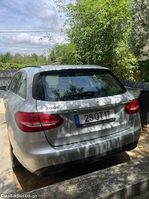 Mercedes-Benz C 200 C200d — fotografia 4