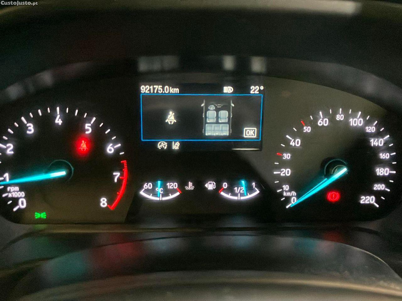 Ford Fiesta 1.0 EcoBoost ST-Line — fotografia 12