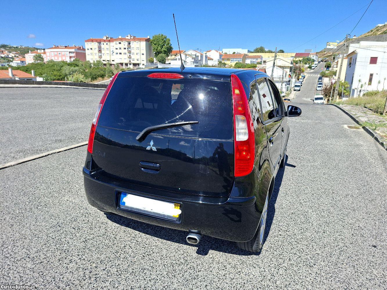 Mitsubishi Colt 1.1i Inform 75cv AC — fotografia 8
