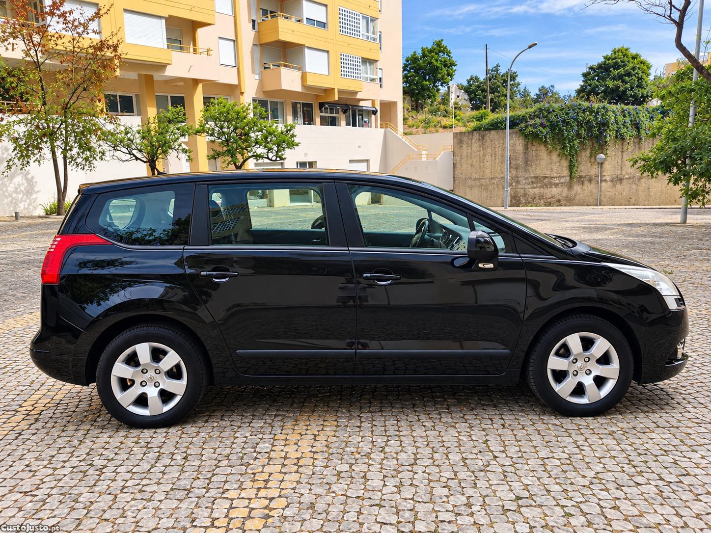 Peugeot 5008 1.6Hdi 115cv — photo 4