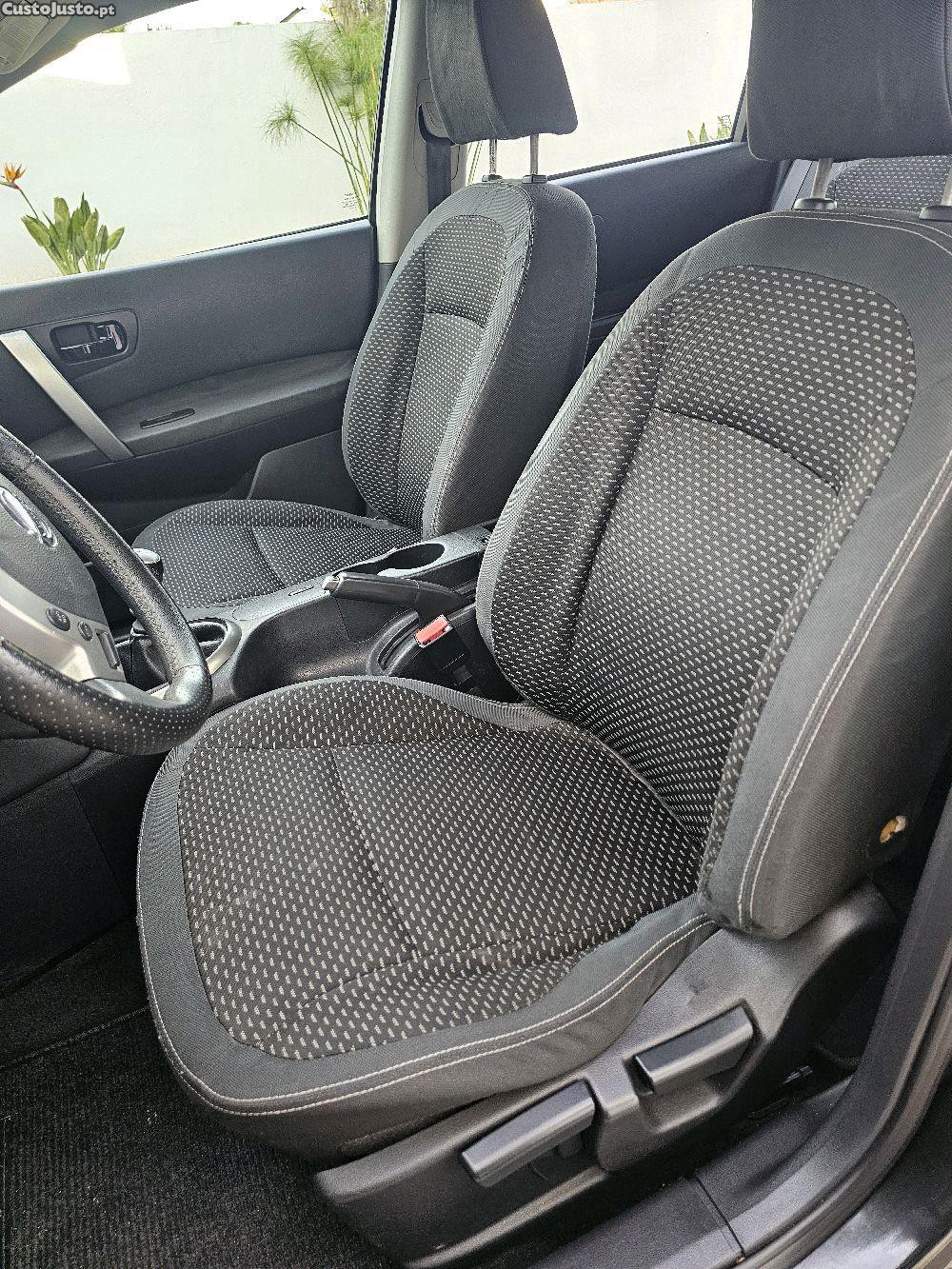 Nissan Qashqai 1.5 Dci 106cv OTIMA — fotografia 6