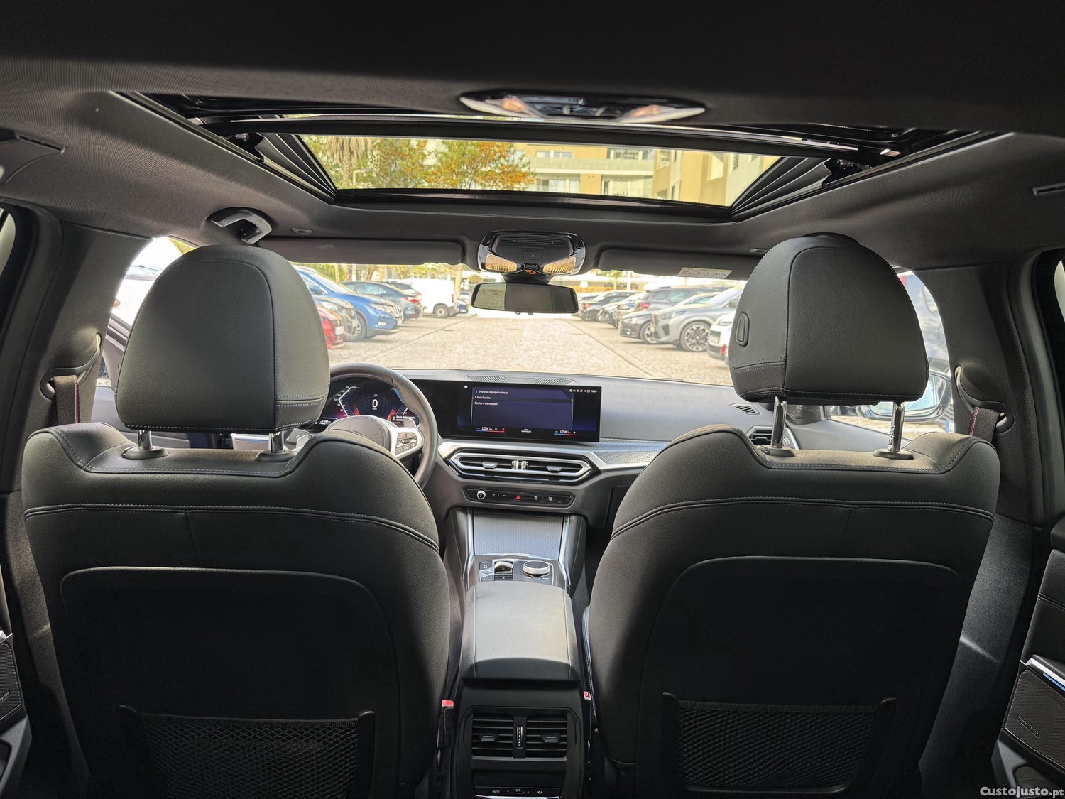 BMW 330 ePack M 2023 plug in — fotografia 4