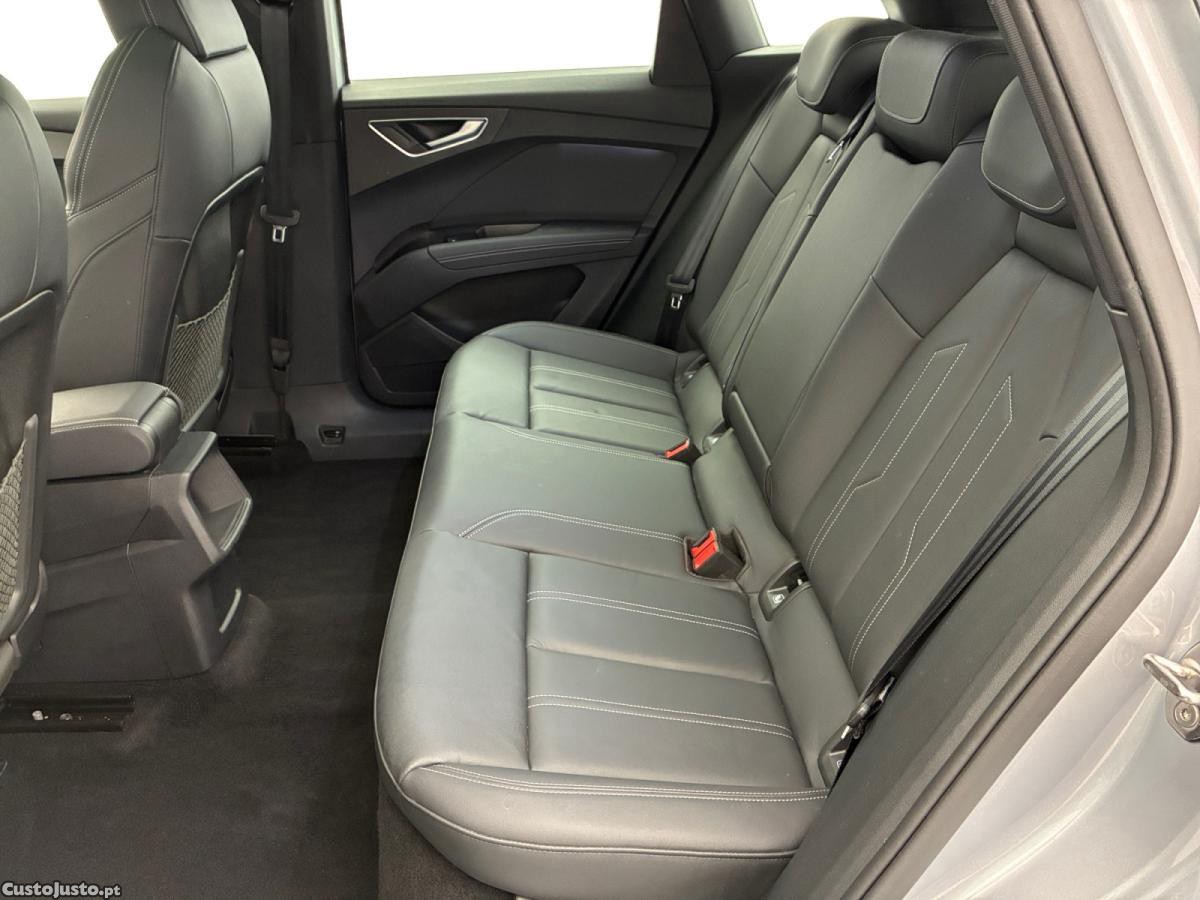 Audi Q4 e-tron 45 82 kWh S-Line — fotografia 5