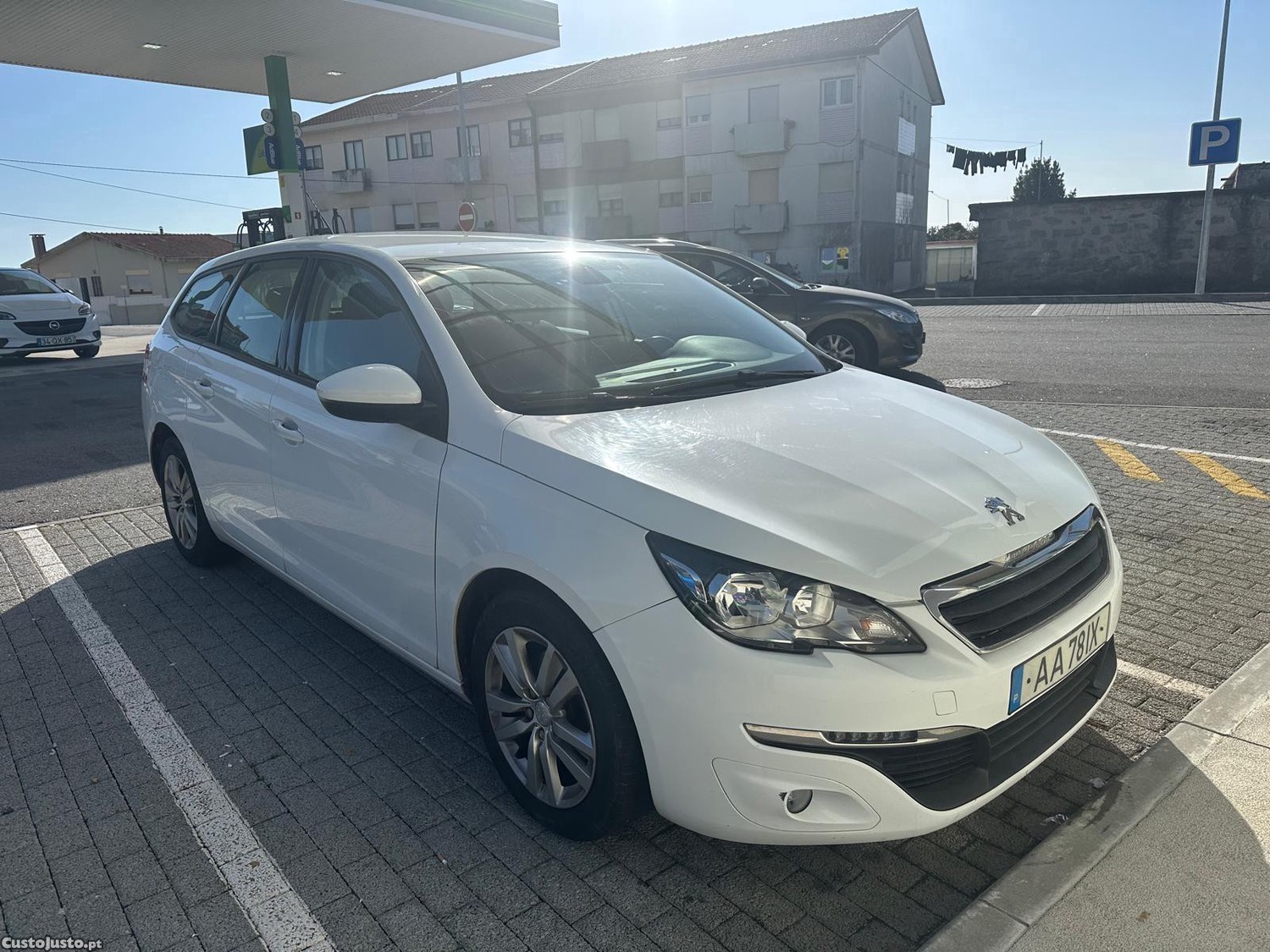Peugeot 308 BlueHDi 100 Stop & Start Nível 1 Business-Line — fotografia 6