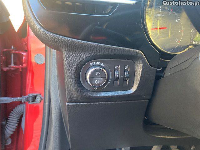 Opel Corsa 1.2 Elegance — fotografia 12