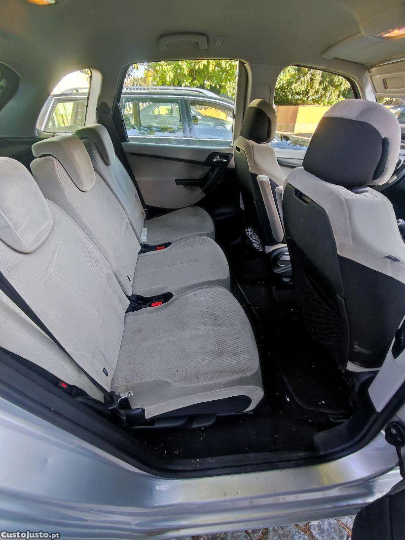 Citroën C4 Picasso 1.6hdi — fotografia 3