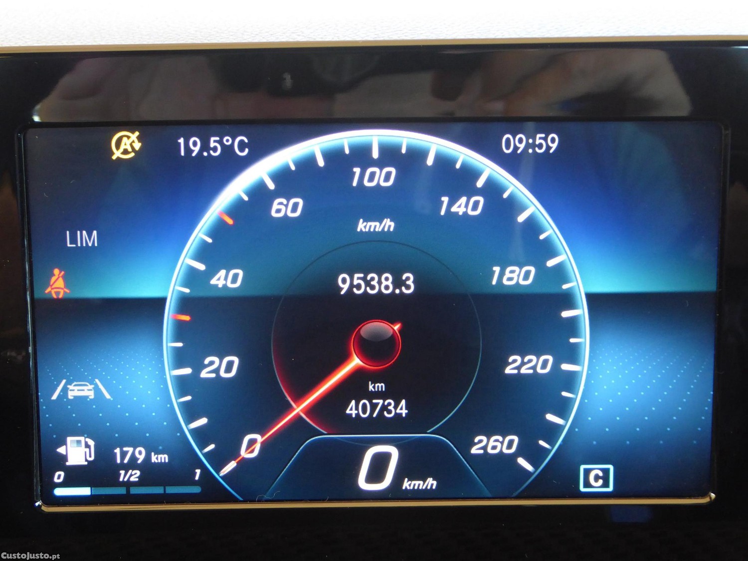 Mercedes-Benz A 180 d Style — fotografia 16