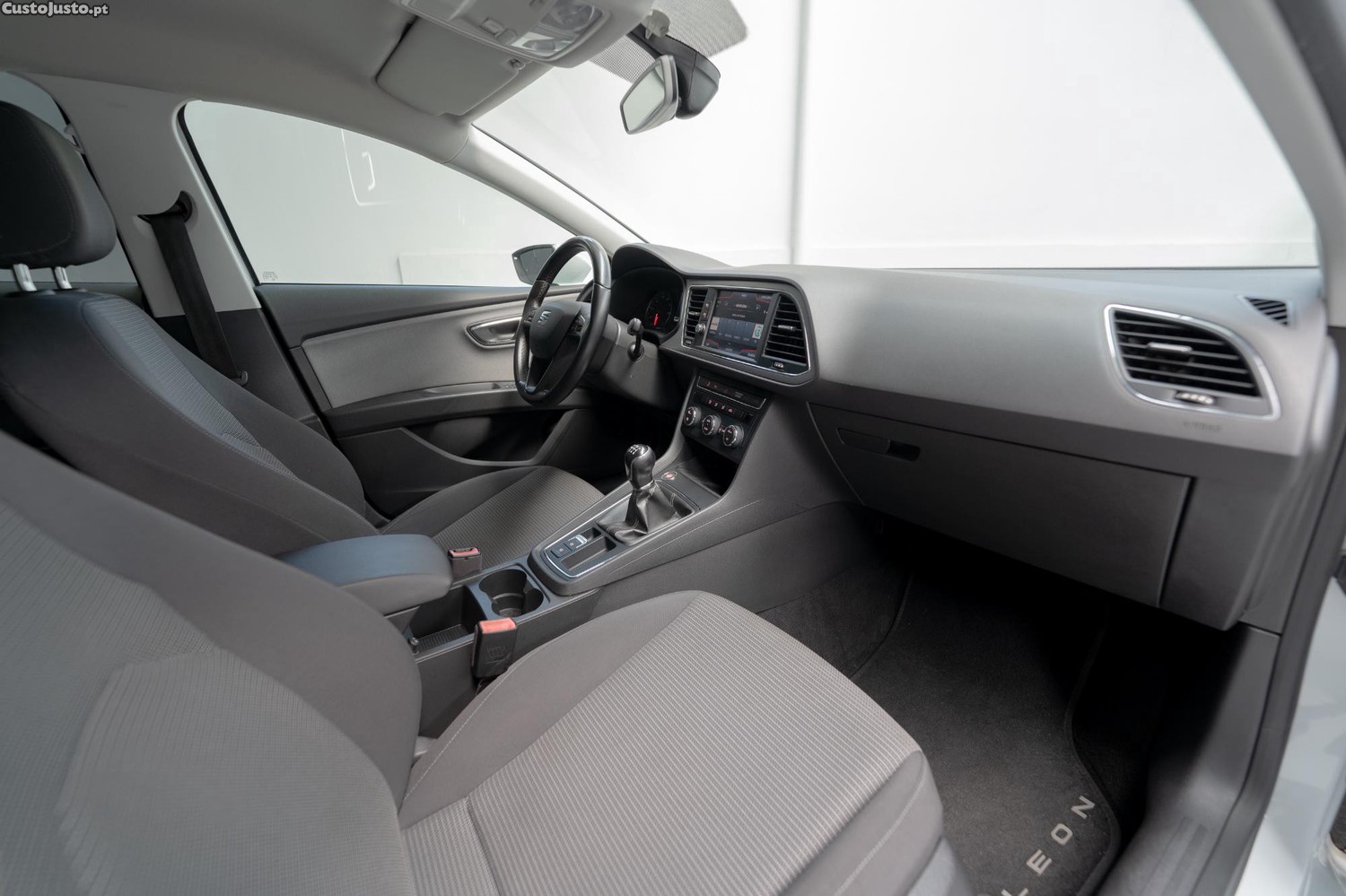 SEAT Leon 1.0 EcoTSI Style — fotografia 20