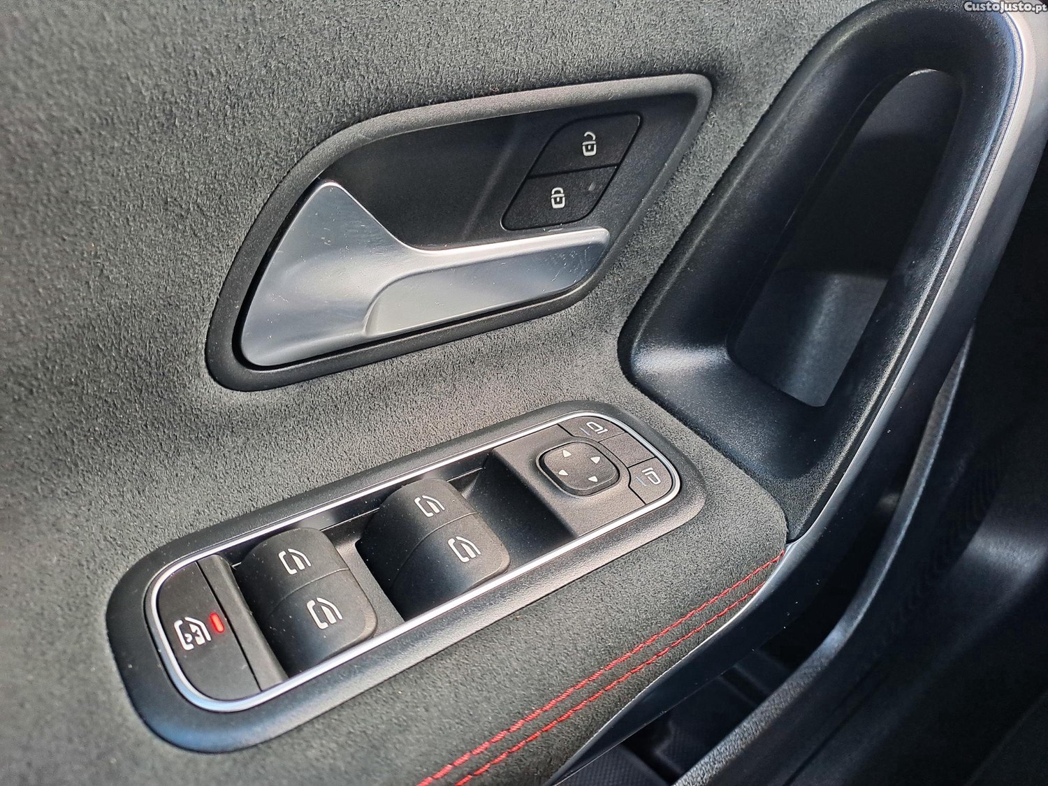Mercedes-Benz A 200 7G-DCT AMG LINE 163CV GASOLINA 2019 — fotografia 6