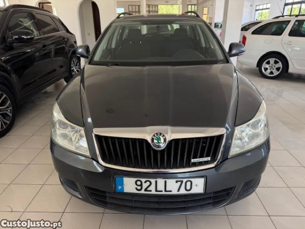Skoda Octavia break 1.6 TDI GREENLINE — fotografia 8