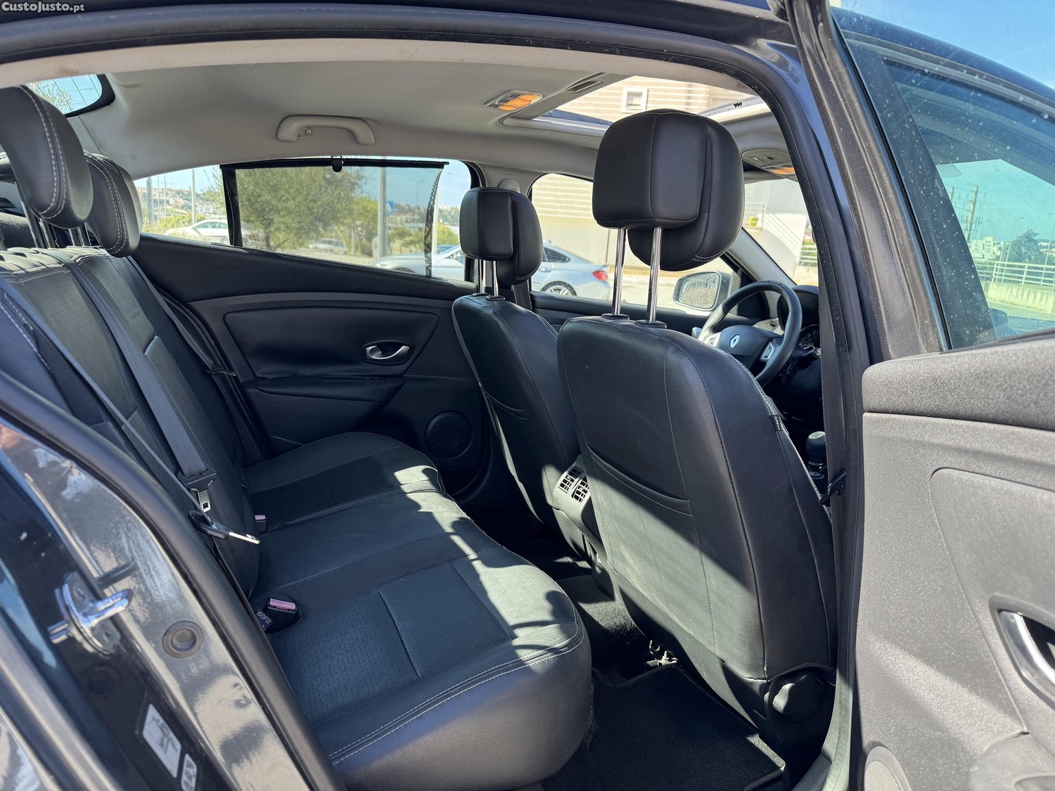 Renault Fluence 1.5dci — photo 5