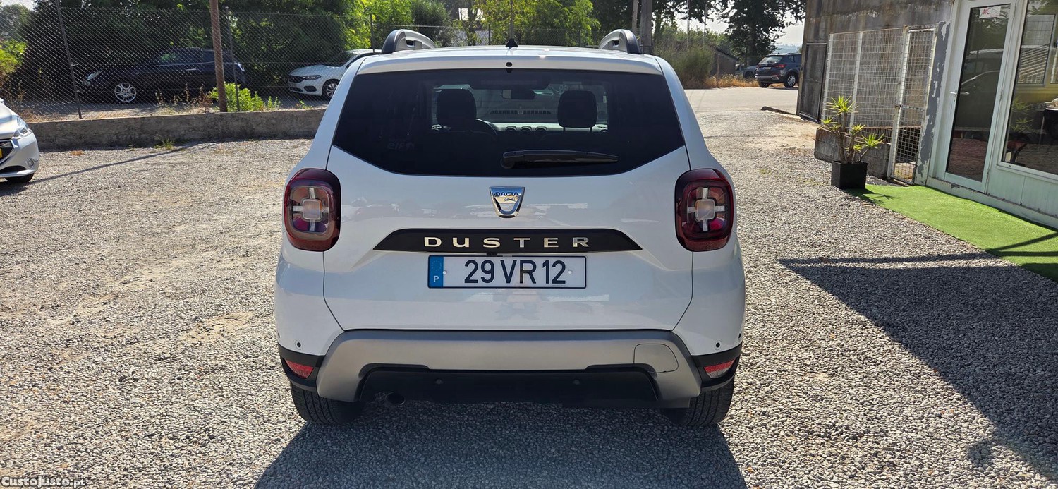 Dacia Duster 1.5Dci Prestige — fotografia 18