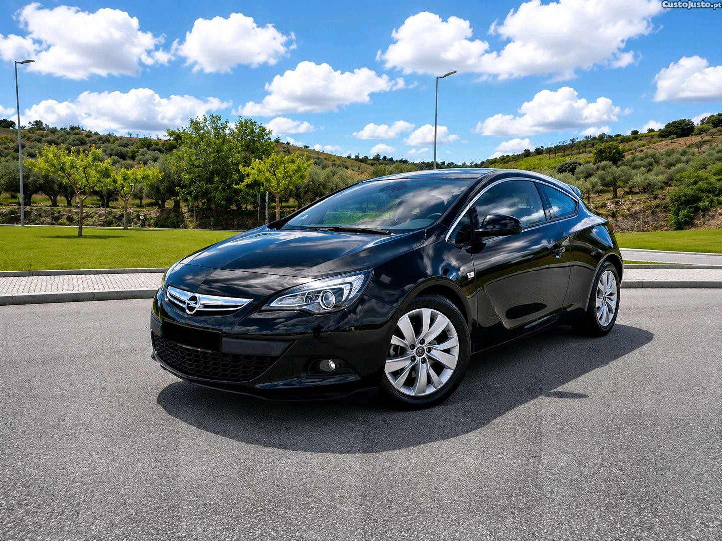 Opel Astra GTC — fotografia 10