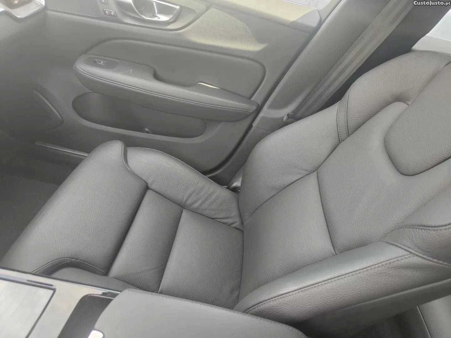 Volvo V60 2.0 t6 awd te plus bright — fotografia 15