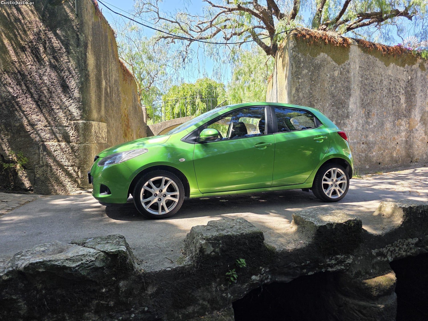 Mazda 2 1.4 MZ-CD Sport — fotografia 7