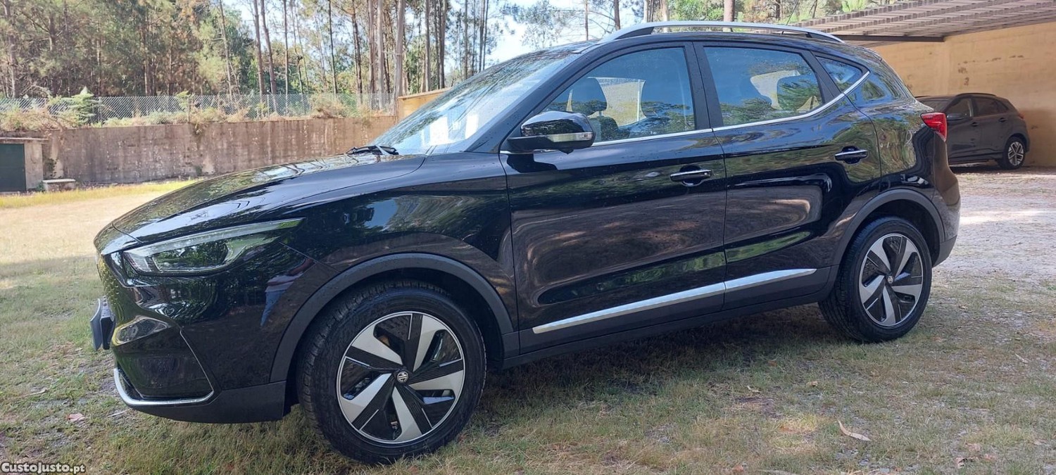 MG ZS EV 50.3 kWh Luxury — fotografia 12