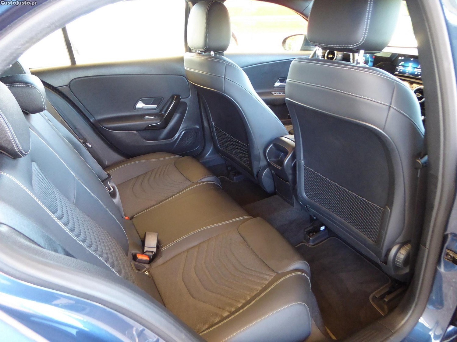 Mercedes-Benz A 180 d Style — fotografia 13