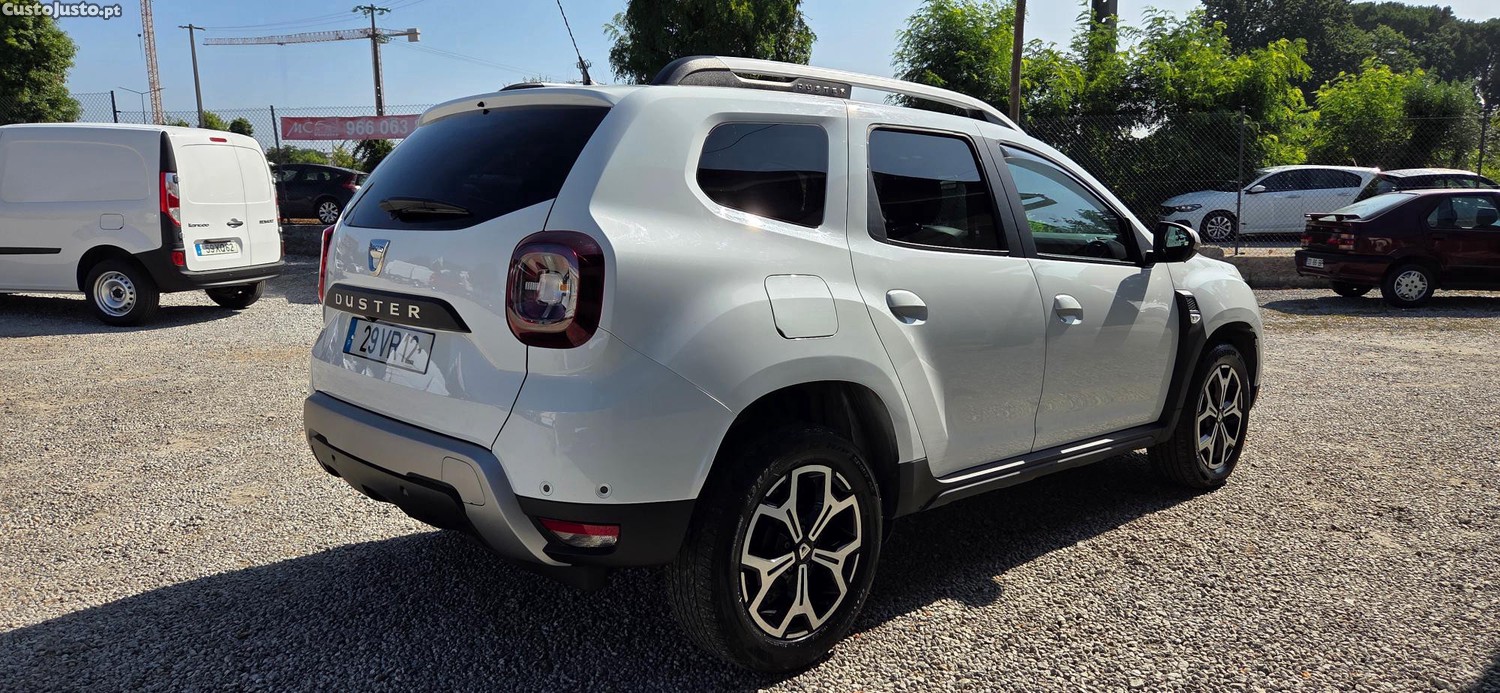 Dacia Duster 1.5Dci Prestige — fotografia 15