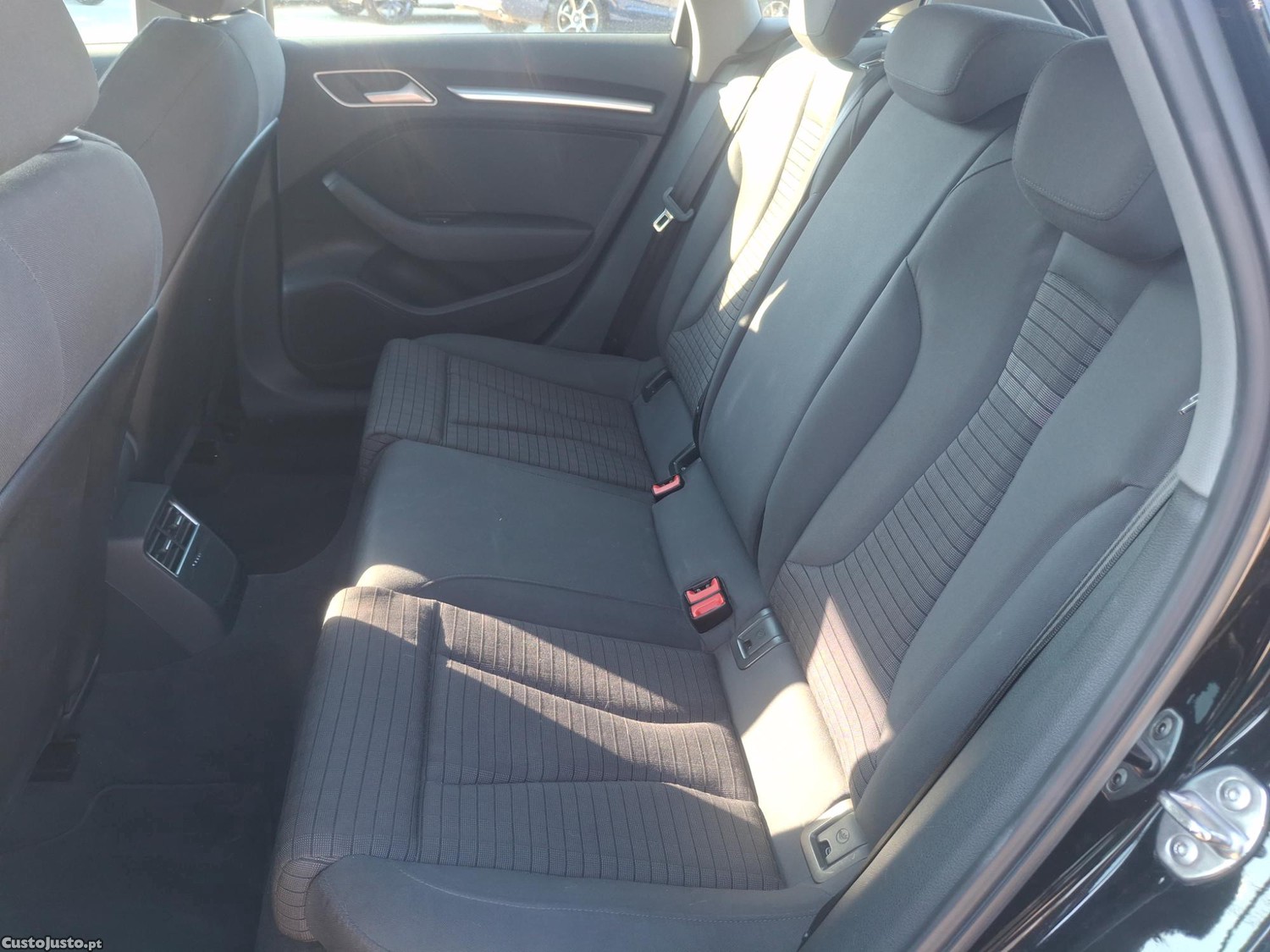 Audi A3 1.6 Tdi Sportback S Line — fotografia 4