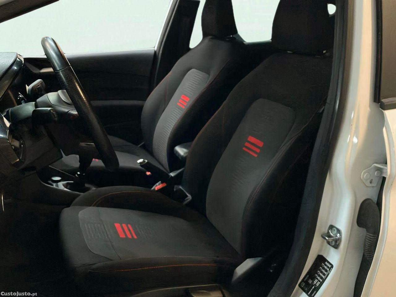 Ford Fiesta 1.0 EcoBoost ST-Line — fotografia 10