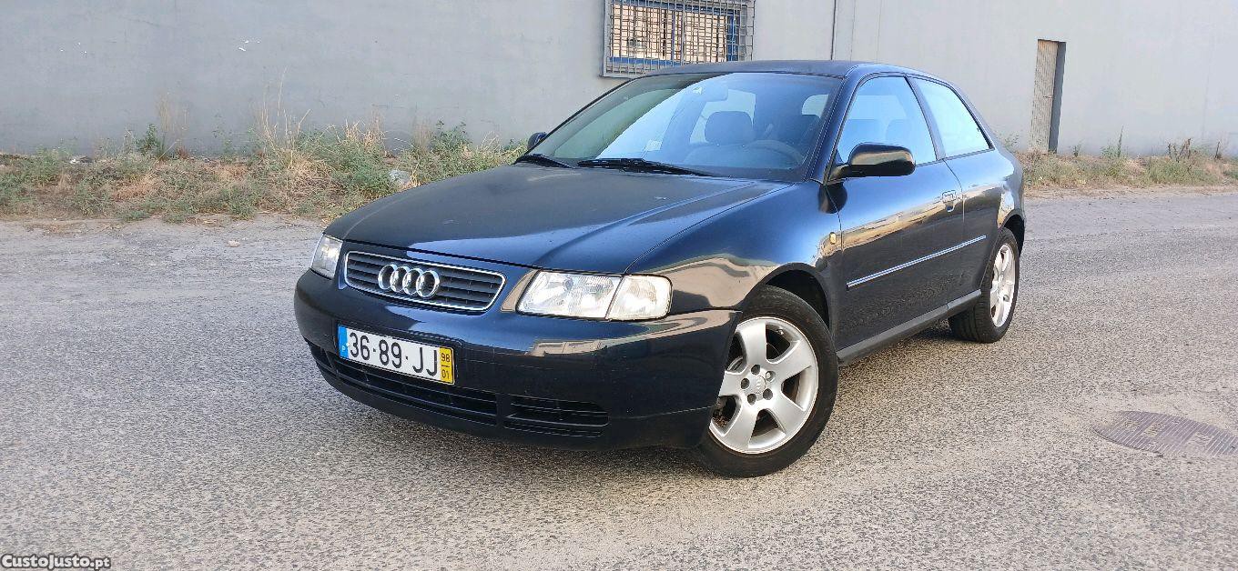 Audi A3 1.8 — fotografia 4
