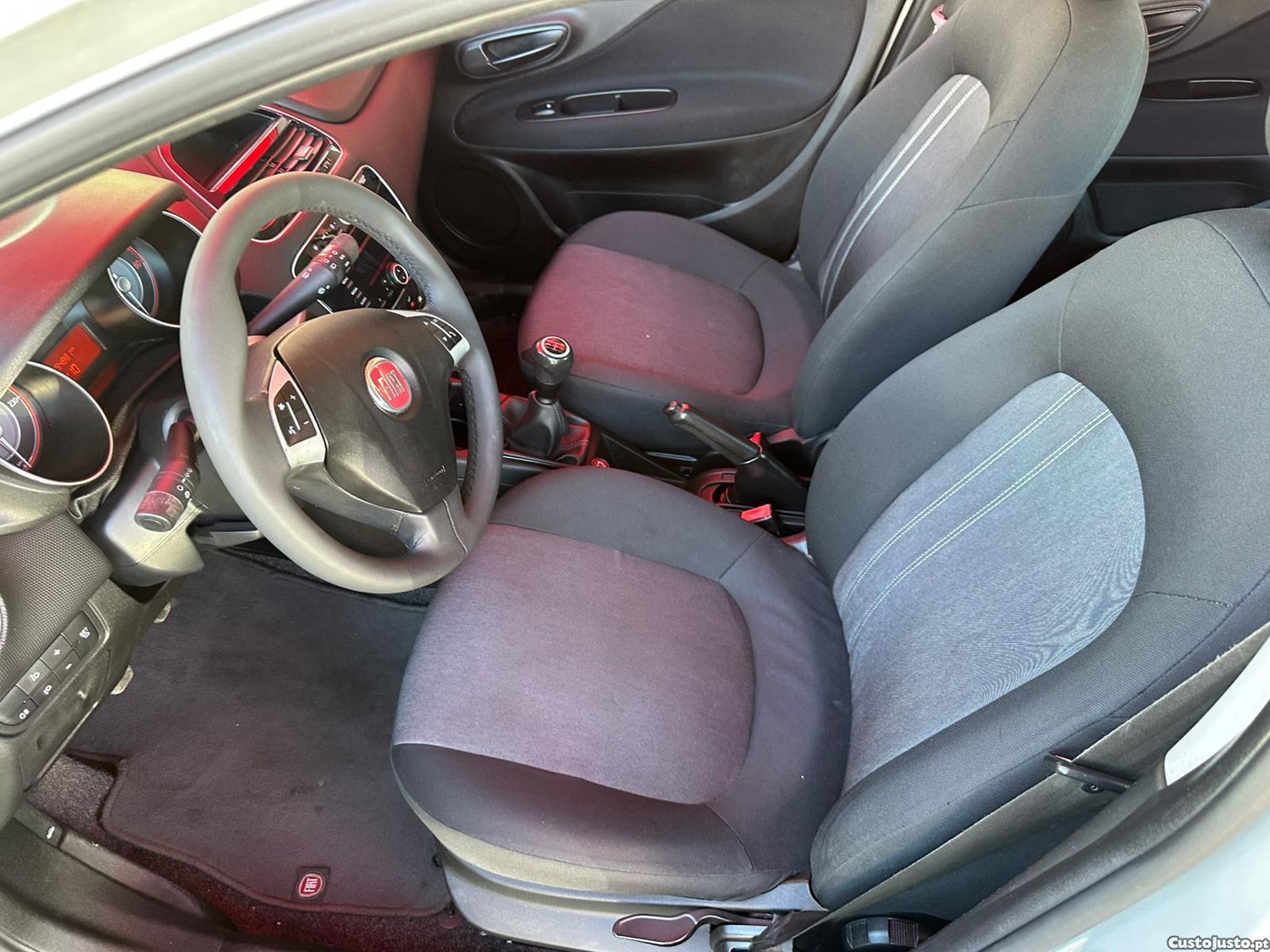 Fiat Punto 1.3 Multijet — fotografia 8