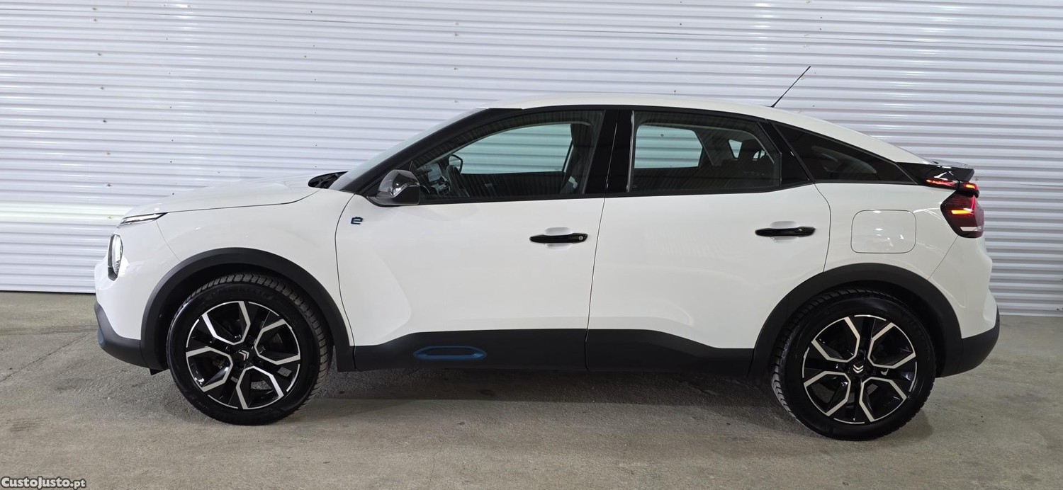 Citroën e-C4 50 kWh YOU! — fotografia 17