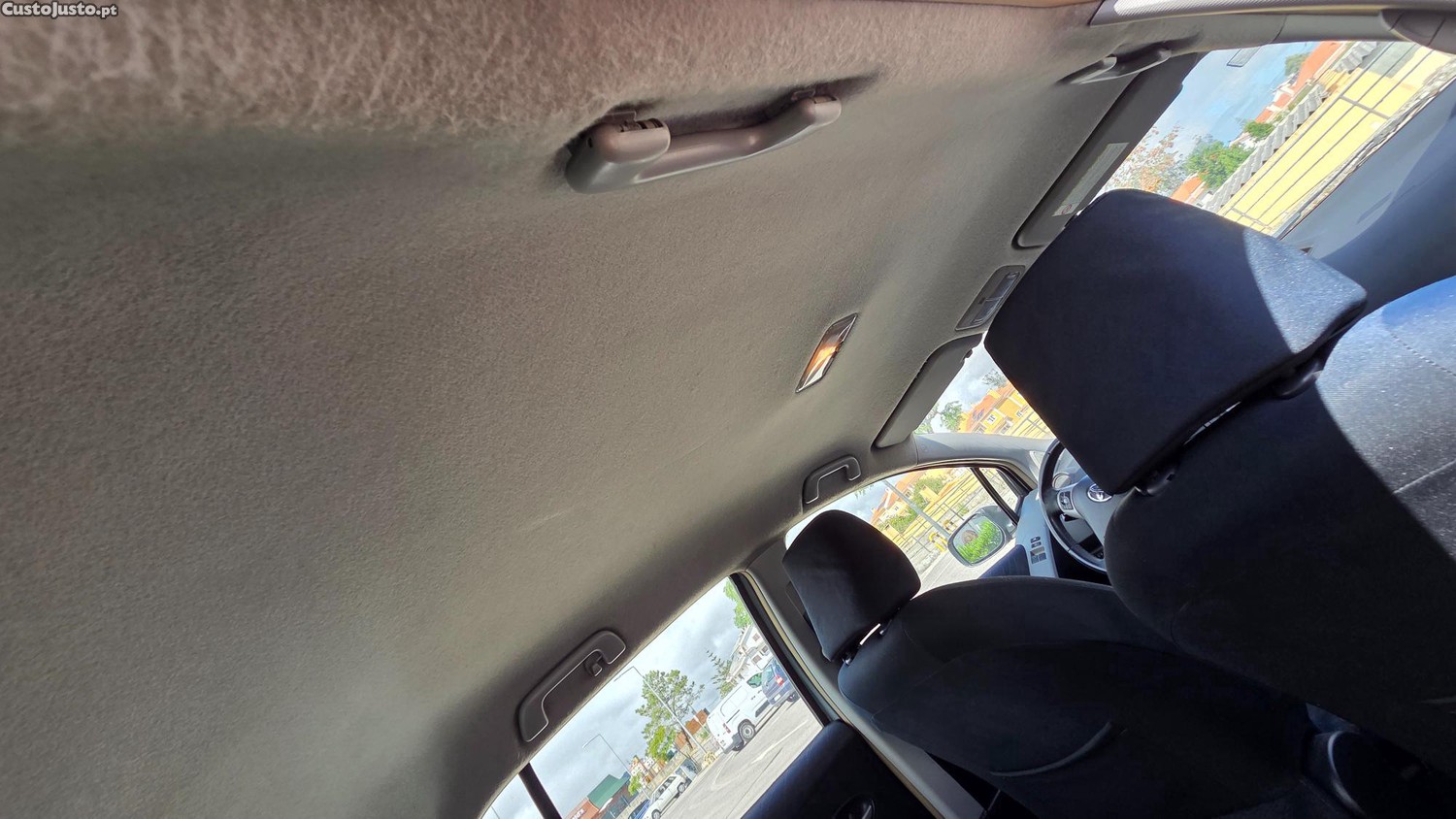 Toyota Yaris Sol — photo 2