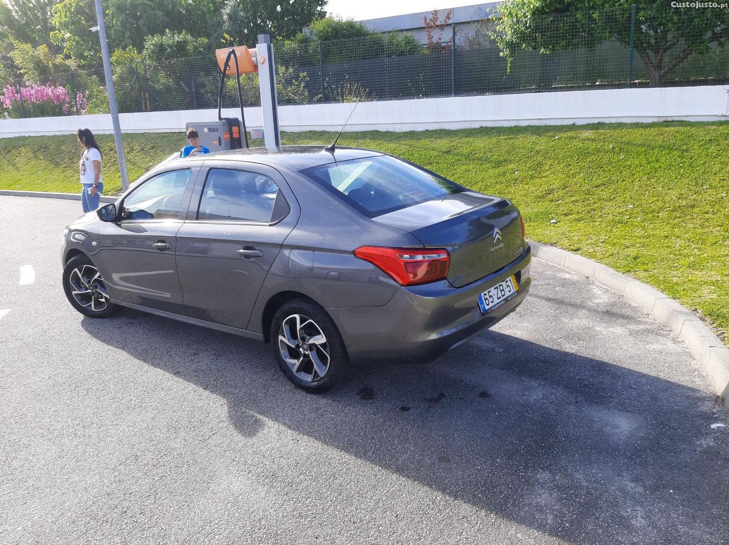 Citroën C-Elysée 1.2 tech — fotografia 3