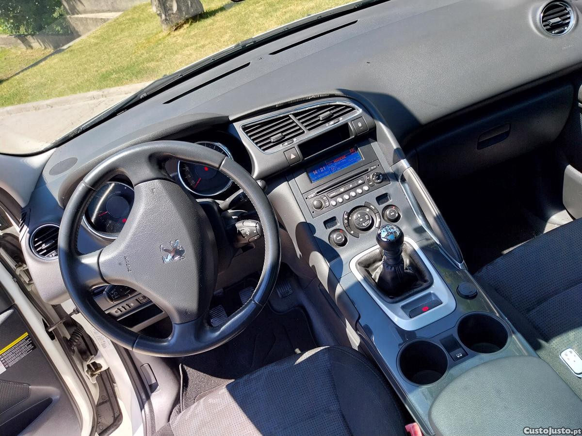 Peugeot 3008 1.6 E-HDI 112CV DIESEL — fotografia 2