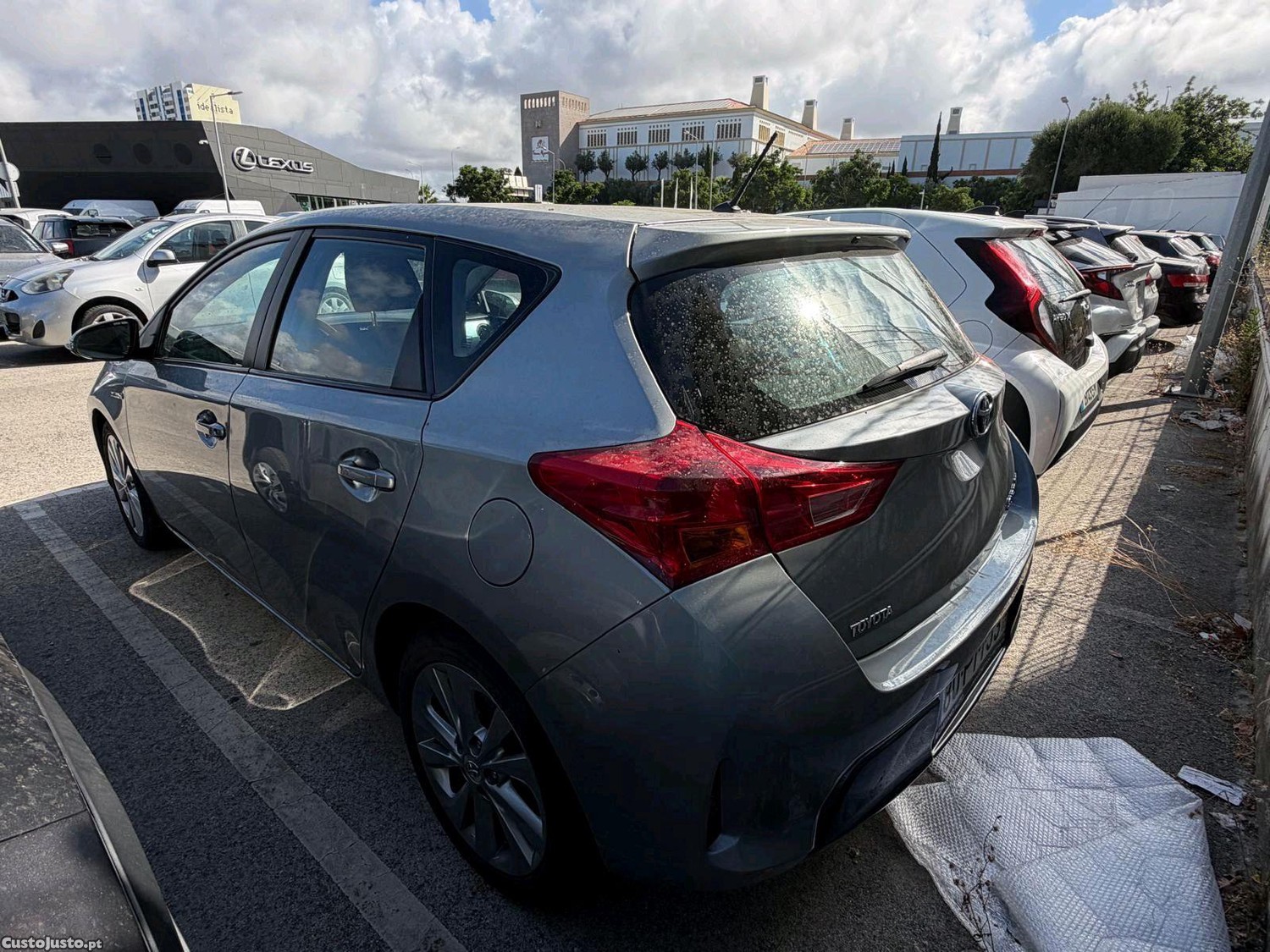 Toyota Auris automática — fotografia 6