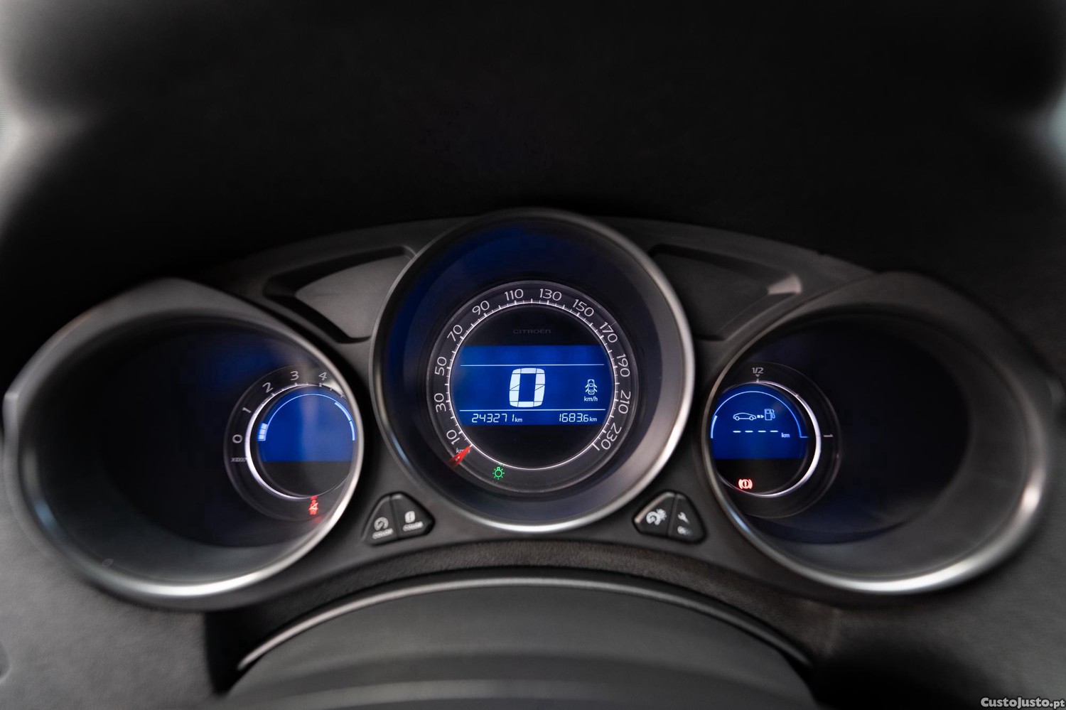 Citroën C4 1.6 HDi Exclusive — fotografia 15
