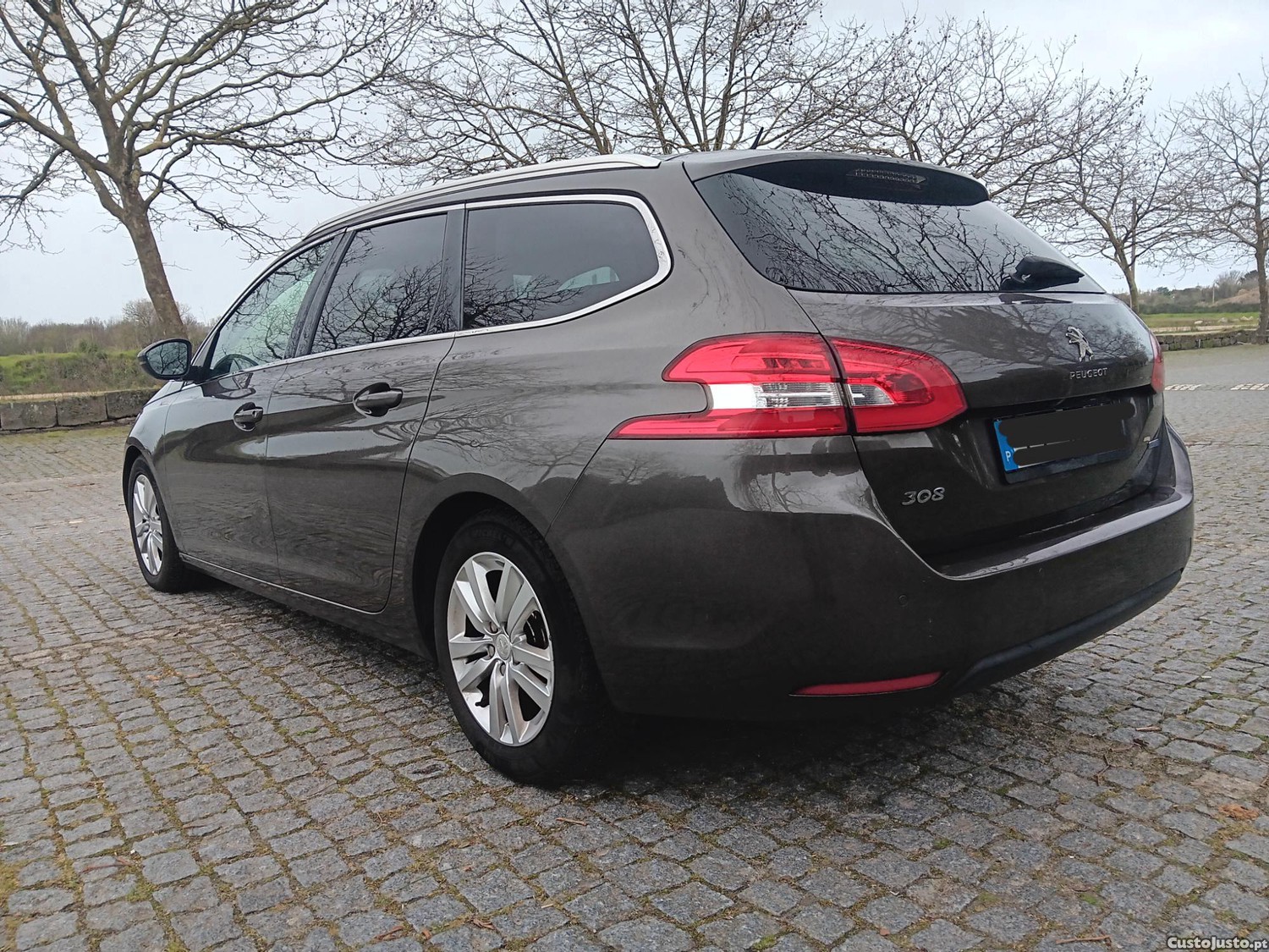 Peugeot 308 1.6 BlueHdi Allure — fotografia 11