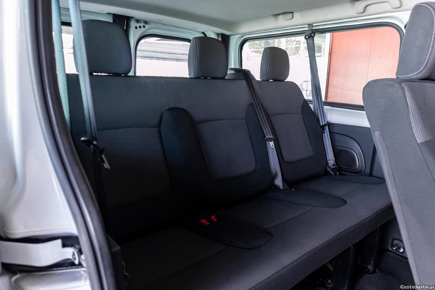 Renault Trafic 2.0 Dci L2H1 9 Lugares — fotografia 4