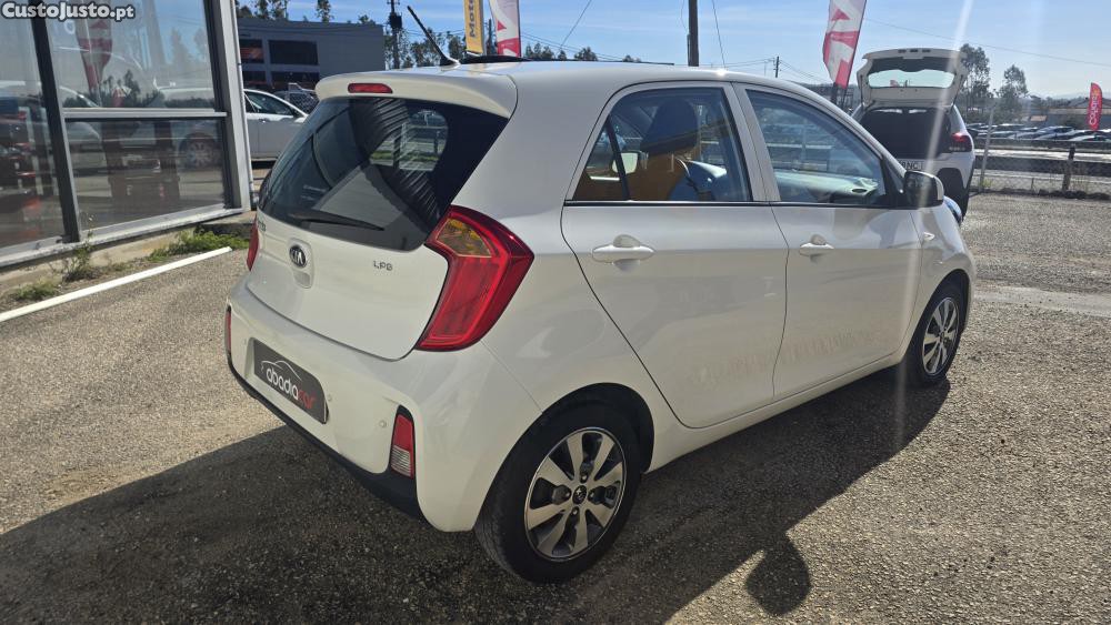 Kia Picanto 1.0 CVVT More GPL — photo 3